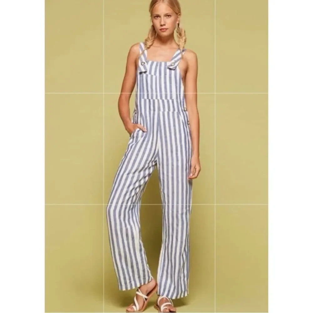 Reformation blue white